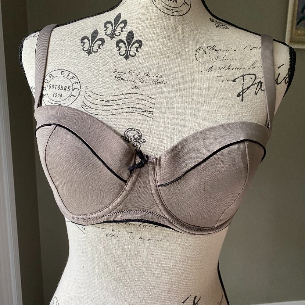 Jones New York convertible bra (sz 36b)